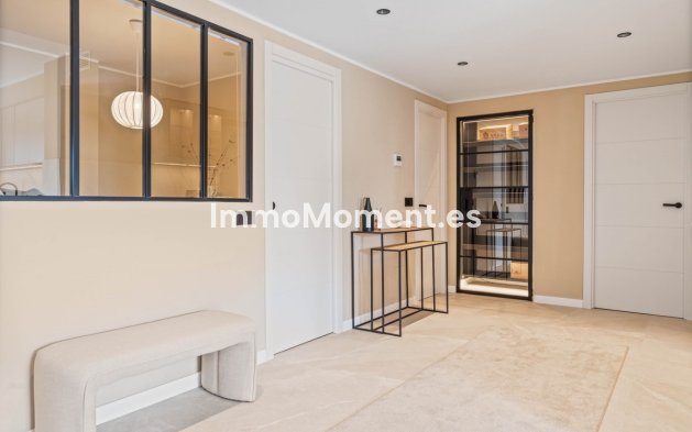 Revente - Appartement - Marbella - Nueva Andalucía