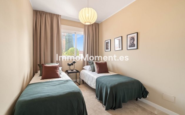 Revente - Appartement - Marbella - Nueva Andalucía