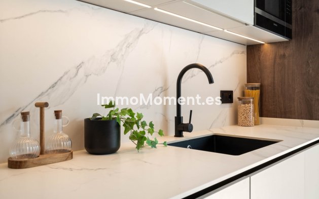 Revente - Appartement - Marbella - Nueva Andalucía