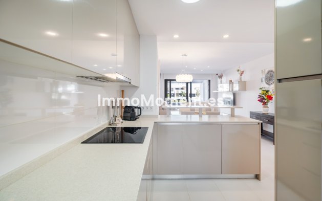 Wiederverkauf - Wohnung - Estepona  - Estepona Centro