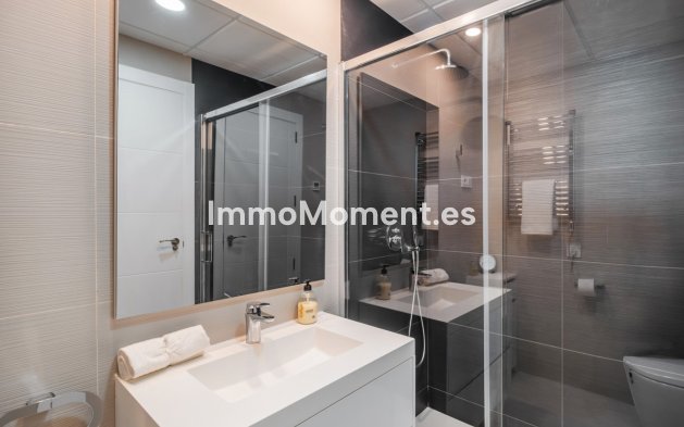 Wiederverkauf - Wohnung - Estepona  - Estepona Centro