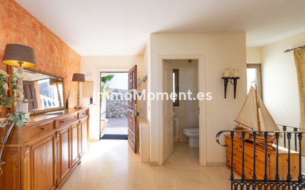 Wiederverkauf - Villa - Marbella - El Rosario