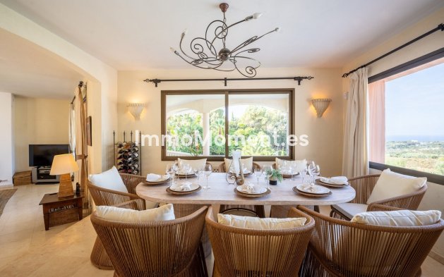 Wiederverkauf - Villa - Marbella - El Rosario