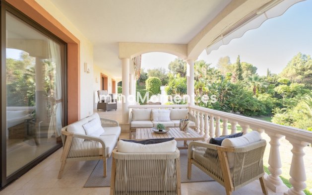 Wiederverkauf - Villa - Marbella - El Rosario