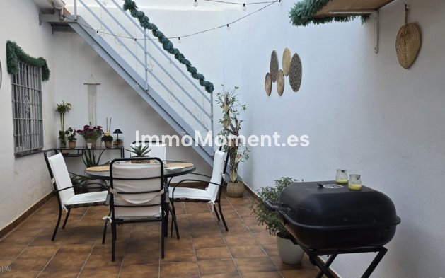 Wiederverkauf - Villa - Torremolinos - Torremolinos Centro