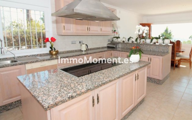 Revente - Villa individuelle - Estepona  - New Golden Mile
