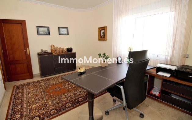 Revente - Villa individuelle - Estepona  - New Golden Mile
