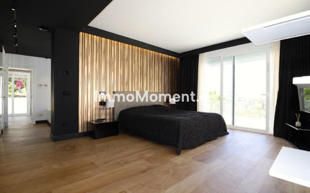 Wiederverkauf - Villa - Marbella - Las Brisas