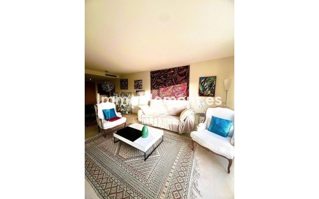 Resale - Apartment - Marbella - Altos de los Monteros