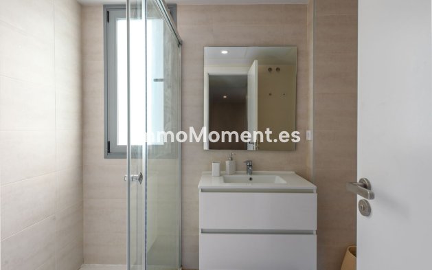 Wiederverkauf - Wohnung - Estepona  - Selwo