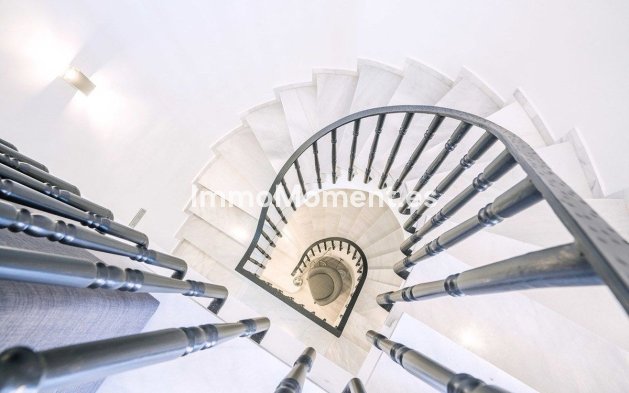 Wiederverkauf - Villa - Marbella - The Golden Mile