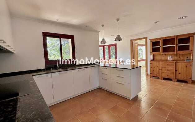 Wiederverkauf - Villa - Marbella - The Golden Mile