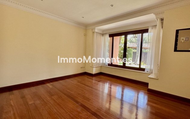 Wiederverkauf - Villa - Marbella - The Golden Mile