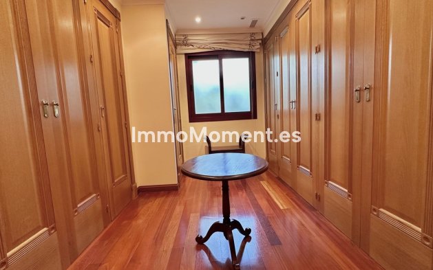 Wiederverkauf - Villa - Marbella - The Golden Mile