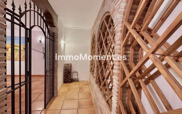 Wiederverkauf - Villa - Marbella - The Golden Mile