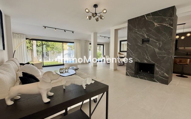 Wiederverkauf - Villa - Marbella - Nueva Andalucía