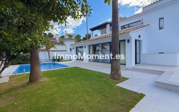 Wiederverkauf - Villa - Marbella - Nueva Andalucía