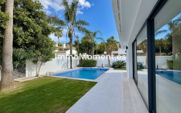 Wiederverkauf - Villa - Marbella - Nueva Andalucía