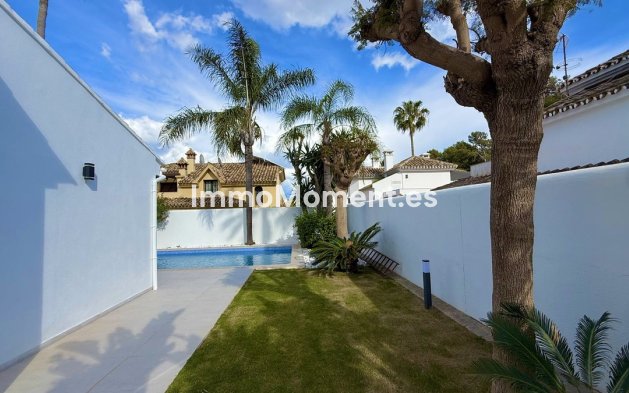 Wiederverkauf - Villa - Marbella - Nueva Andalucía