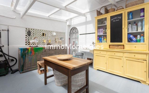 Revente - Villa - Marbella - Guadalmina Baja