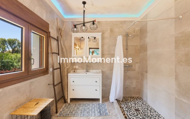 Revente - Villa - Marbella - Guadalmina Baja