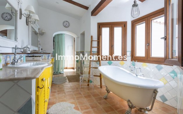 Revente - Villa - Marbella - Guadalmina Baja