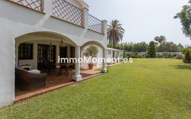 Revente - Villa - Marbella - Guadalmina Baja