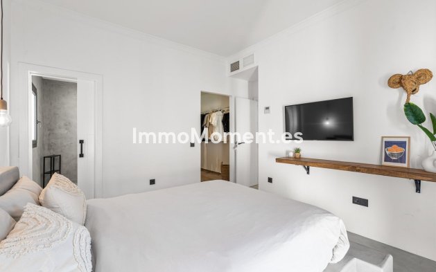 Resale - Villa - Estepona - Estepona Centro