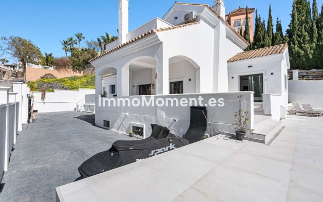 Resale - Villa - Estepona - Estepona Centro