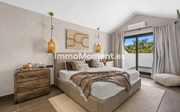 Resale - Villa - Estepona - Estepona Centro