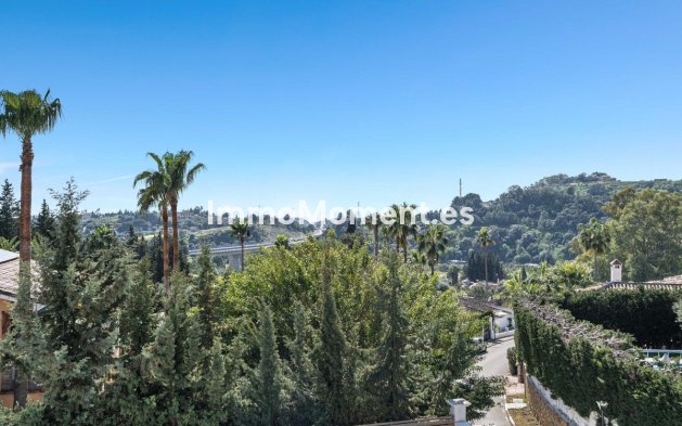 Resale - Villa - Estepona - Estepona Centro