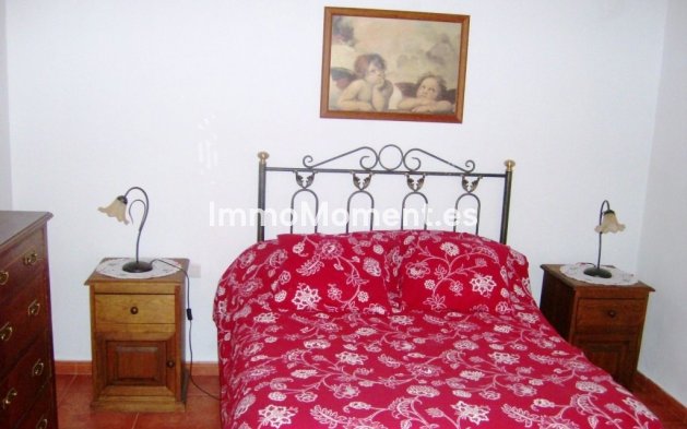 Reventa - Casa de campo - Interior  - Alora