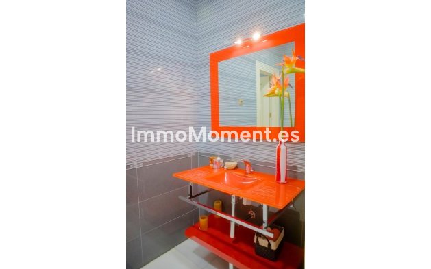 Wiederverkauf - Villa - Benalmadena - Benalmadena Centro