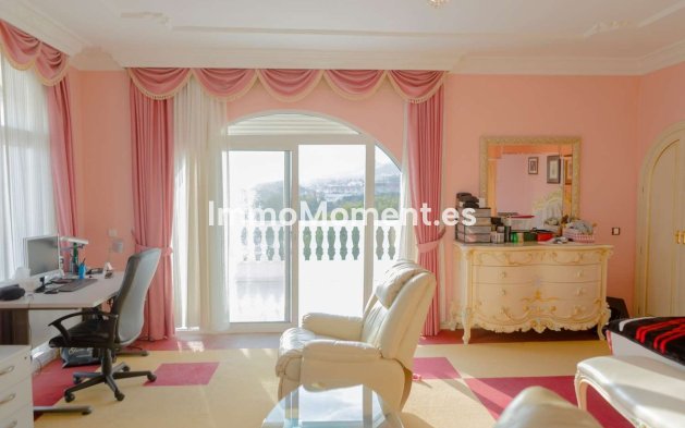 Wiederverkauf - Villa - Benalmadena - Benalmadena Centro