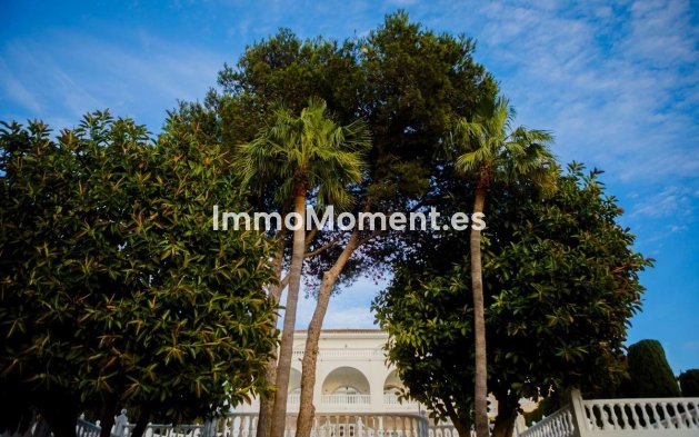 Wiederverkauf - Villa - Benalmadena - Benalmadena Centro