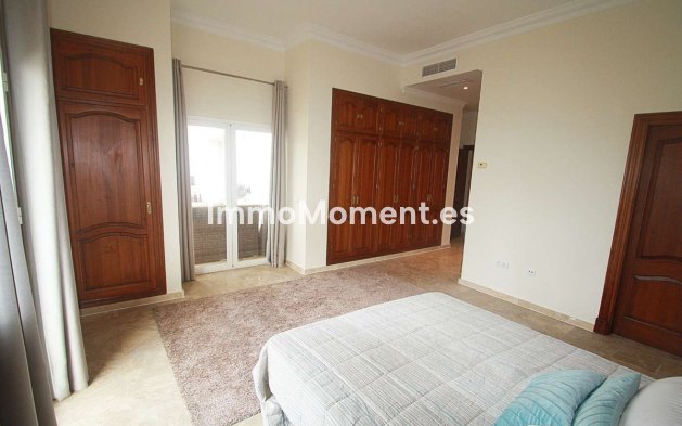 Wiederverkauf - Villa -   Inländisch - Istán