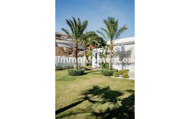 Resale - Villa - Benahavís - Benahavís Centro