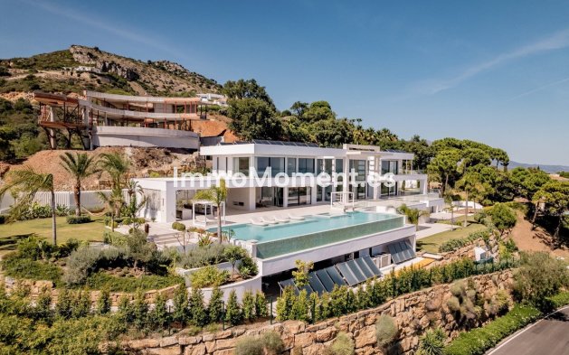 Resale - Villa - Benahavís - Benahavís Centro