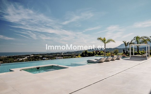 Resale - Villa - Benahavís - Benahavís Centro