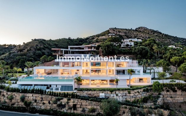 Resale - Villa - Benahavís - Benahavís Centro