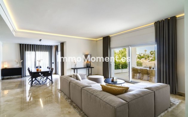 Resale - Villa - Marbella - Nueva Andalucía