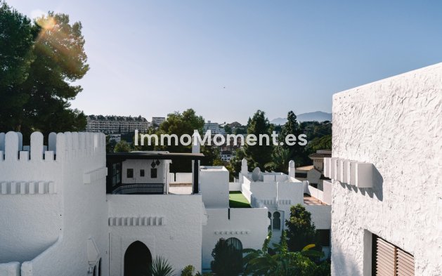 Resale - Apartment - Marbella - Nueva Andalucía
