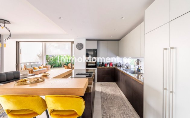 Resale - Villa - Benahavís - Benahavís Centro