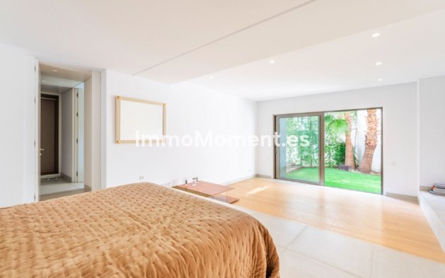 Resale - Villa - Benahavís - Benahavís Centro