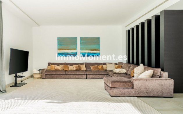 Resale - Villa - Benahavís - Benahavís Centro