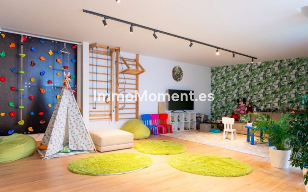 Resale - Villa - Benahavís - Benahavís Centro