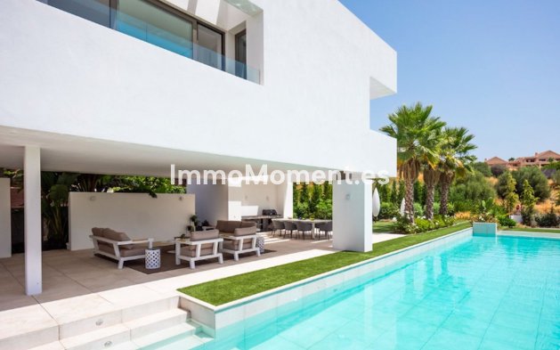 Resale - Villa - Benahavís - Benahavís Centro