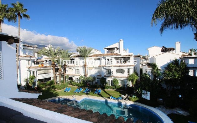 Wiederverkauf - Wohnung - Marbella - Nueva Andalucía