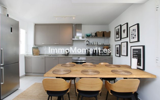 Wiederverkauf - Wohnung - Marbella - Nueva Andalucía