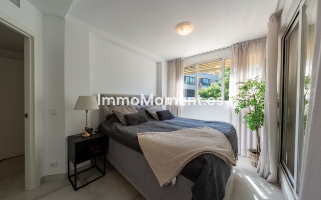 Wiederverkauf - Wohnung - Marbella - Nueva Andalucía